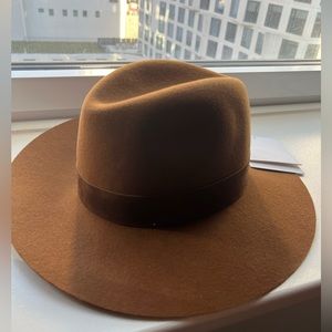 Janessa Leone Noah 100% Wool Hat